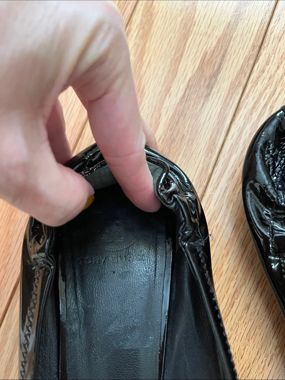 Tory Burch black patent leather Reva ballet flats 🥿
